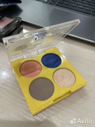 Палетка теней Vivienne sabo fleur 02