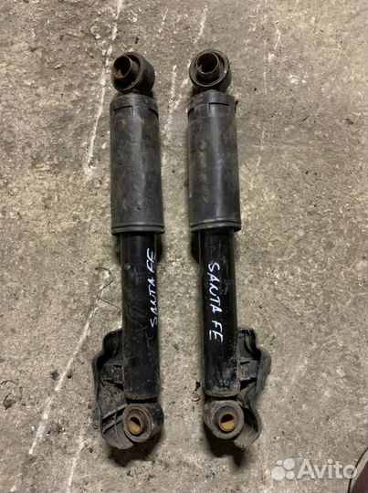 Lexus RX 3 амортизатор задний