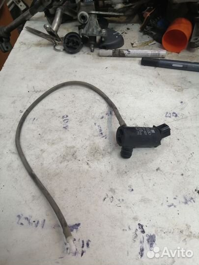 Насос омывателя Kia Rio 3 2011-2017