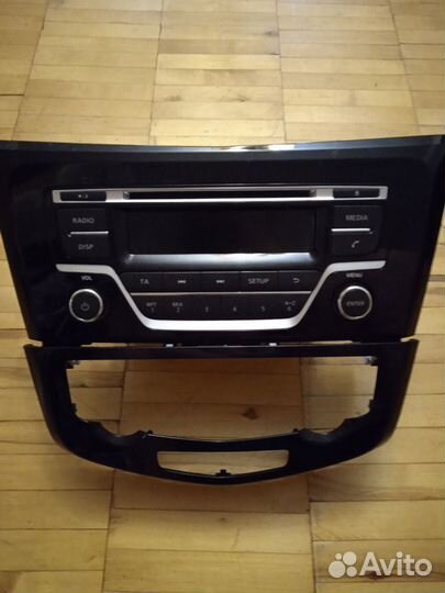 Штатная магнитола Vistion 10GA на Nissan