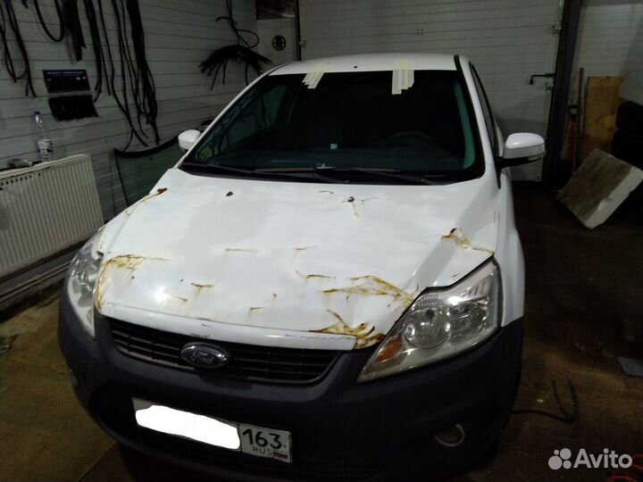 Лобовое стекло Ford Focus 2