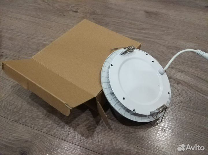 Светодиодный светильник