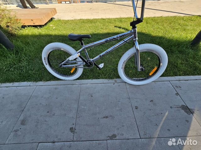 Велосипед BMX серебристый объявление продам