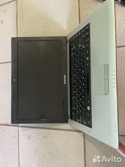 Ноутбук на запчасти