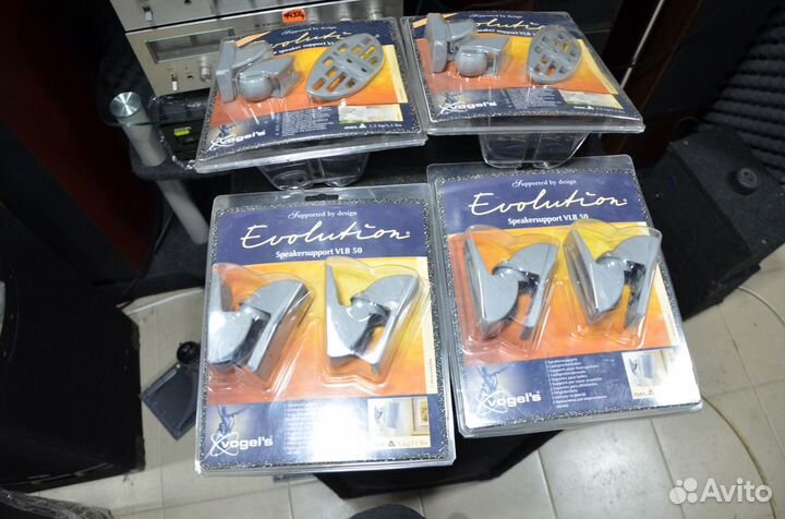 Кронштейны для колонок Vogels Evolution