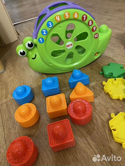 Развивающие игрушки музыкальные 6 мес.+