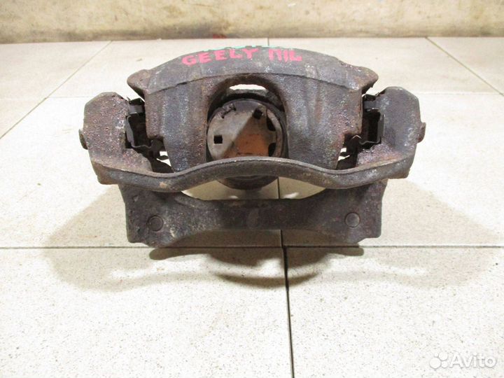 Суппорт передний левый Geely Emgrand (EC7)