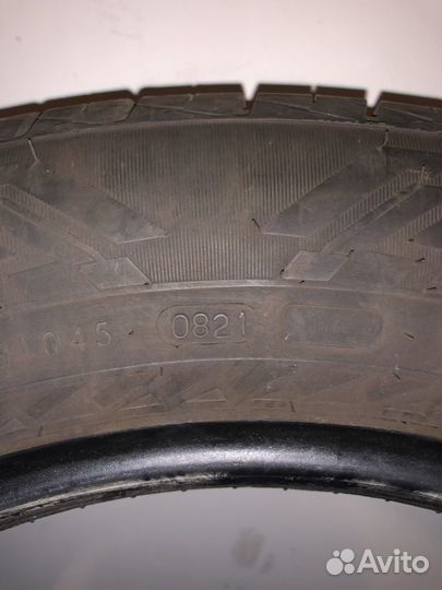 Nokian Tyres Wetproof 215/60 R17 100V