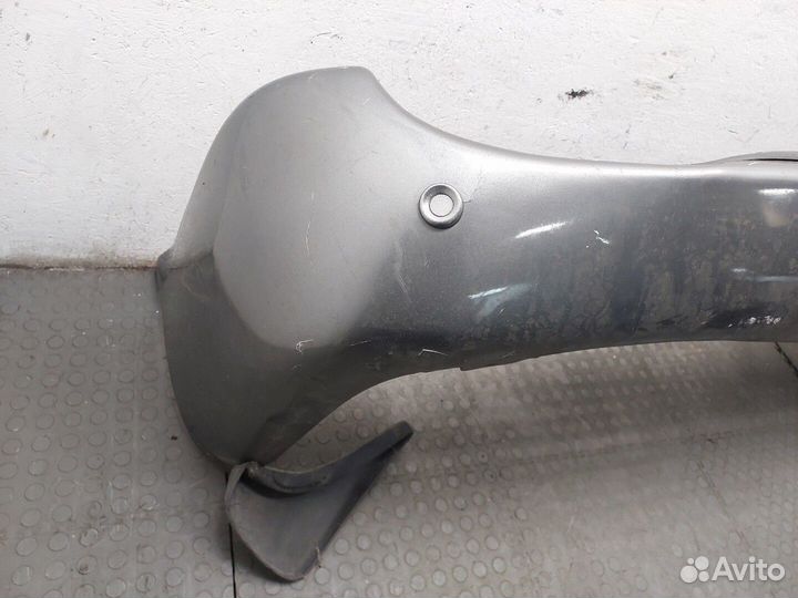 Бампер задний Chrysler Voyager