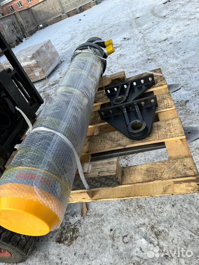 Гидроцилиндр на самосвальный прицеп