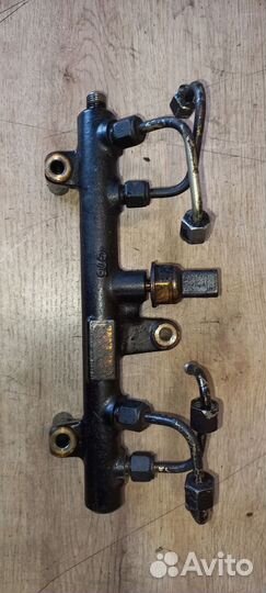 Рейка топливная (рампа) Ford Kuga 2