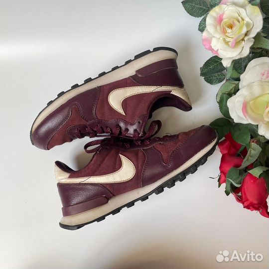 Кроссовки Nike Internationalist 36.5