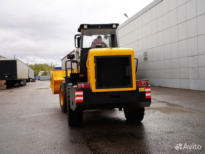 Фронтальный погрузчик Lonking CDM833, 2023