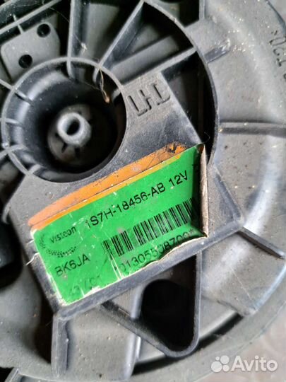 Моторчик печки на Ягуар x-type