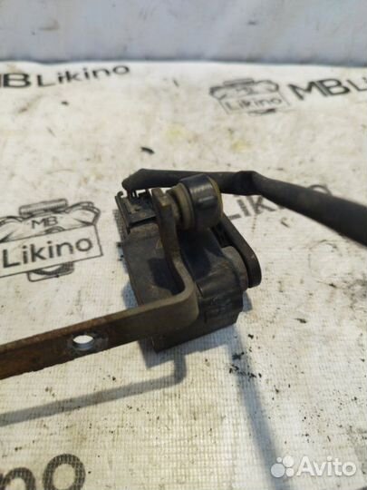 Датчик положения кузова задний правый Mercedes Gl