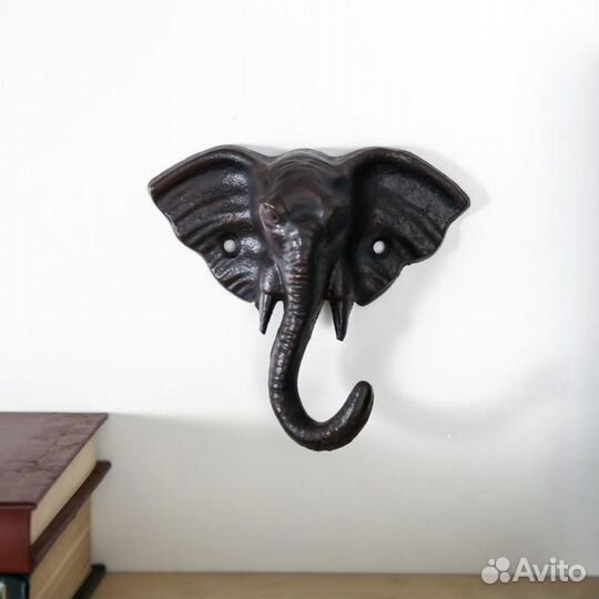 Крючок настенный Слон чугун