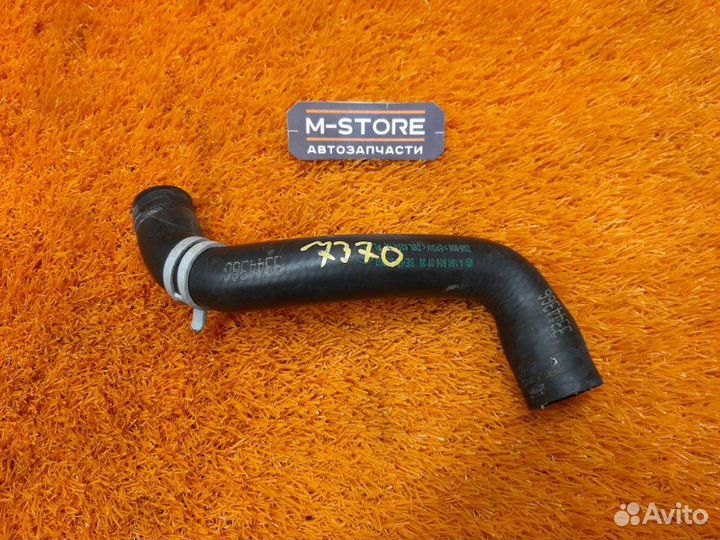 Патрубок дополнительной помпы Mercedes-Benz