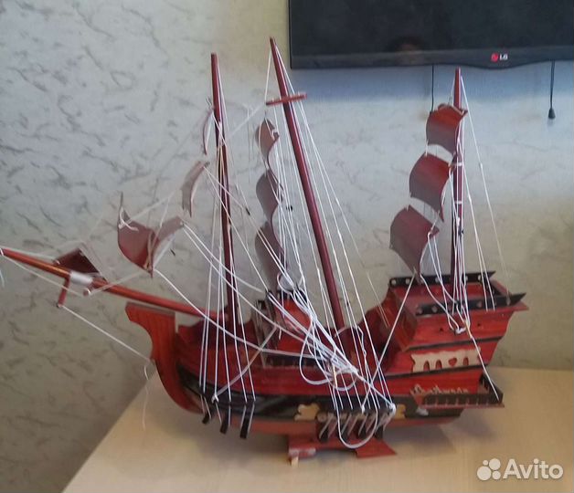 Кораблик интерьерный