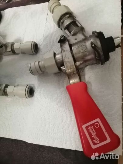 Механизм для розлива пива