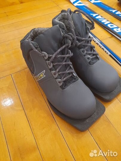 Беговые лыжи детские 140