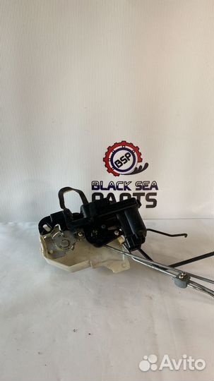 Замок двери задней левой Hyundai Getz