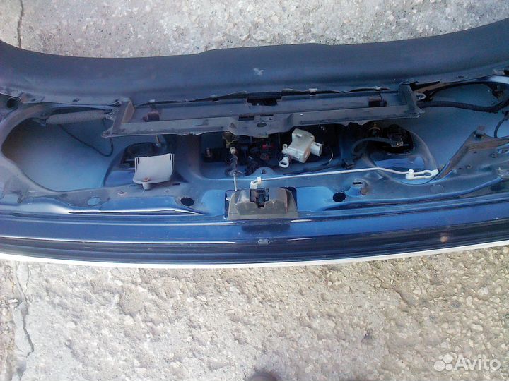 Ауди А6 С5 авант,универсал крышка багажника,дефект