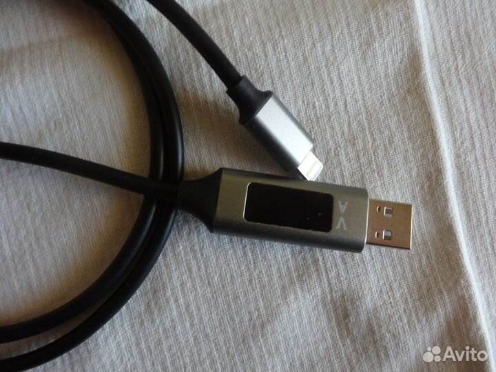 Кабель для iPhone с индикатором зарядки