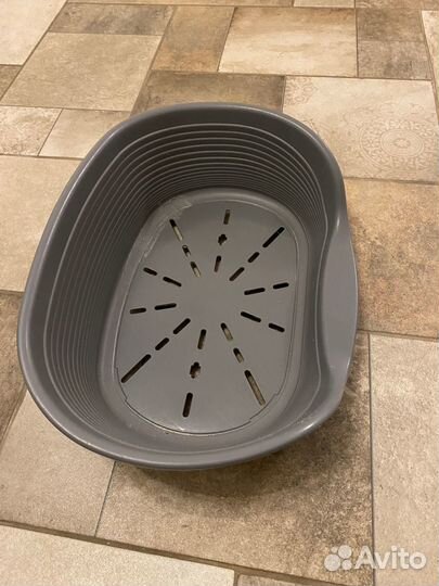 Лежанка для собак пластиковая