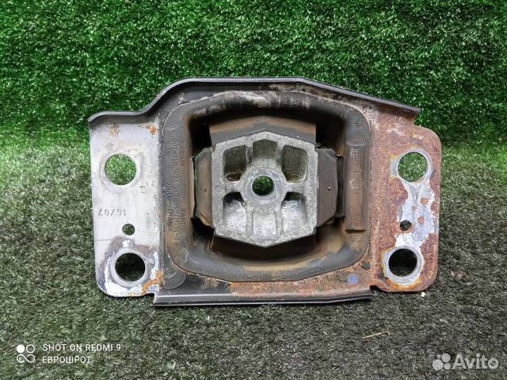 Подушка кпп левая Ford Mondeo 4 (2007-2015)