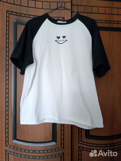 Футболки женские