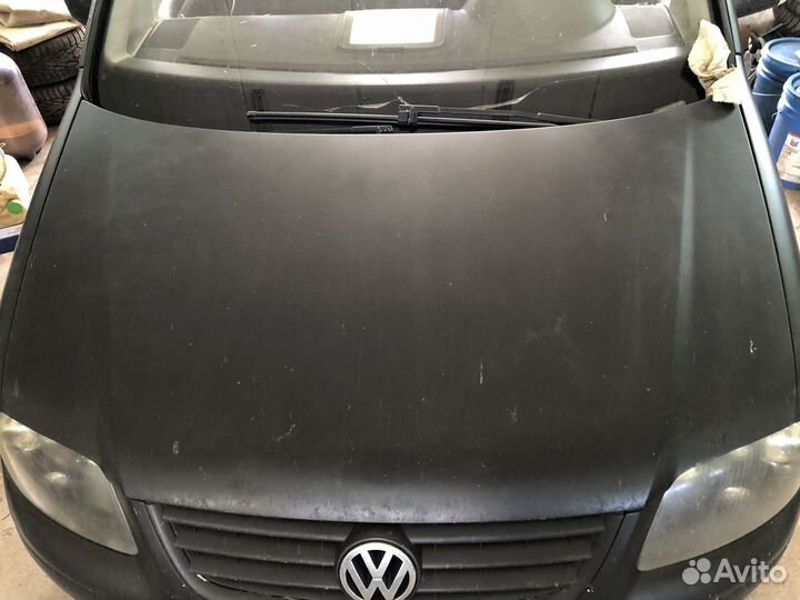 Капот Volkswagen Touran 2004