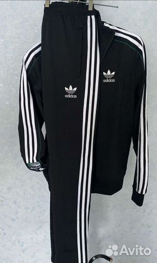 Спортивный костюм adidas