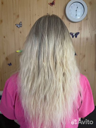 Модель на наращивание волос