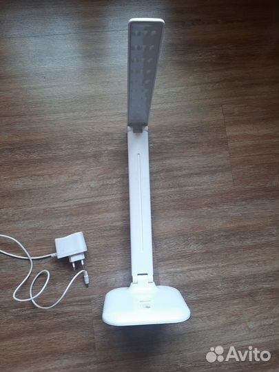 Настольная лампа светодиодная inhome