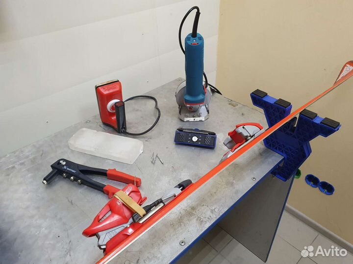 Обслуживание сноубордов горных лыж заточка кантов