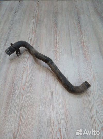 Патрубок радиатора охлаждения двс Renault fluence