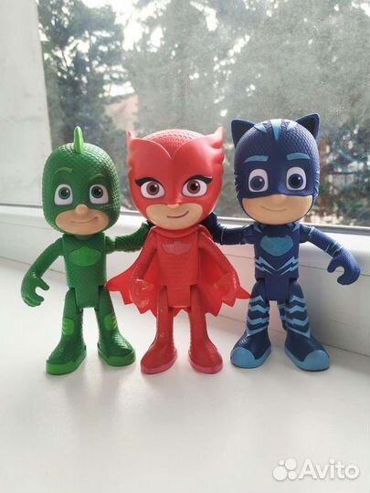 Герои в масках 15 см