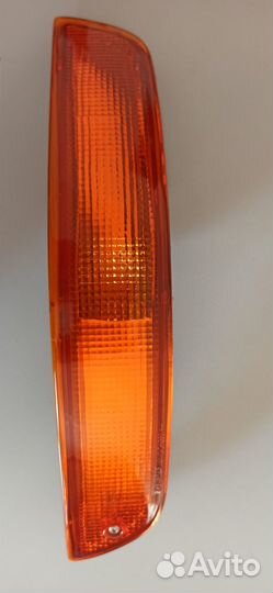 Указатель поворота в бампер желтый