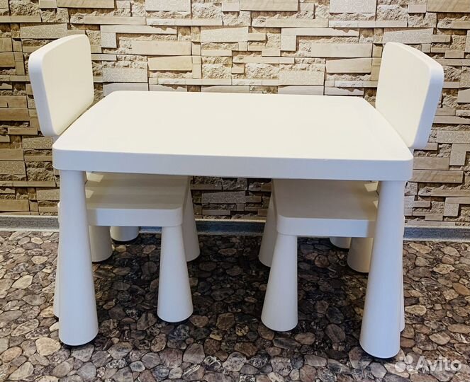 Стол и стулья IKEA маммут