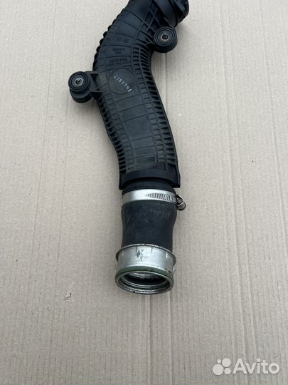 Патрубок интеркулллера VW Tiguan 5N