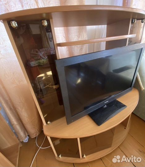 Тумба под телевизор