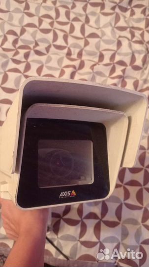 Камера наблюдения Axis