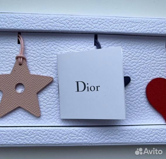 Набор кожаных брелков dior