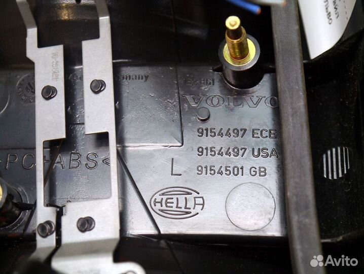 Задний фонарь нижний левый дорестайл V70/XC70 Воль