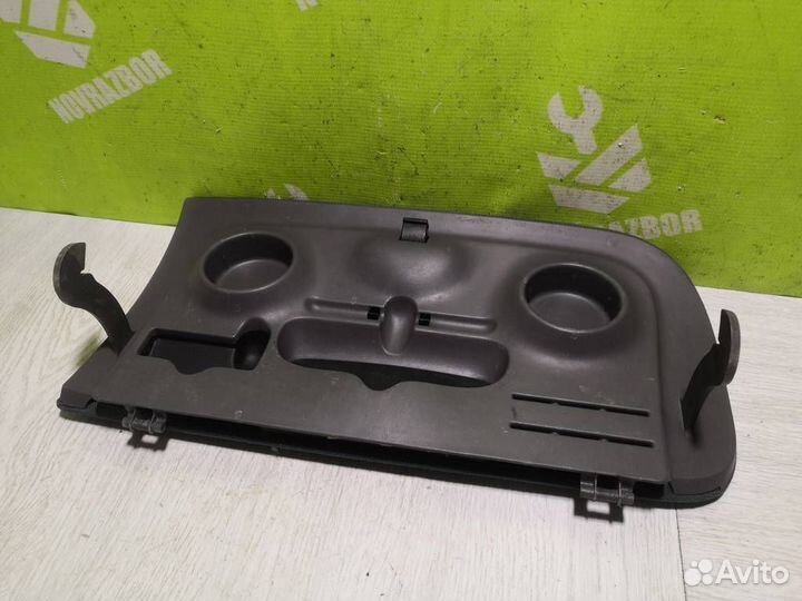 Крышка (дверца) бардачка Пежо 206