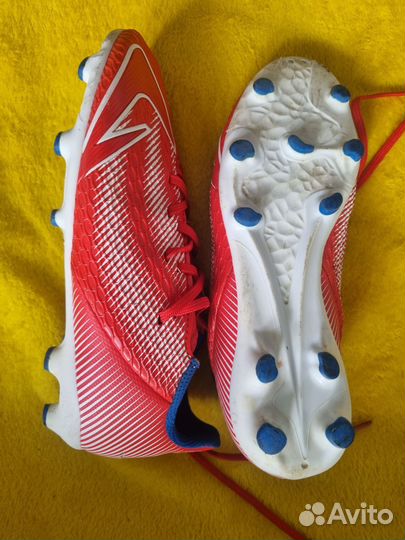 Детские футбольные бутсы 33 размер