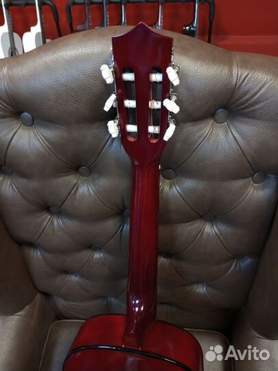 Гитара 1/2 классическая белуччи