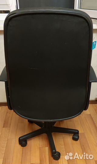 Кресло компьютерное (стул) 