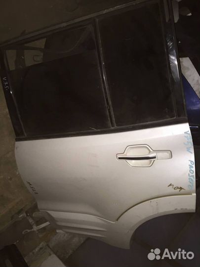 Дверь Mitsubishi Pajero V75W/V68W