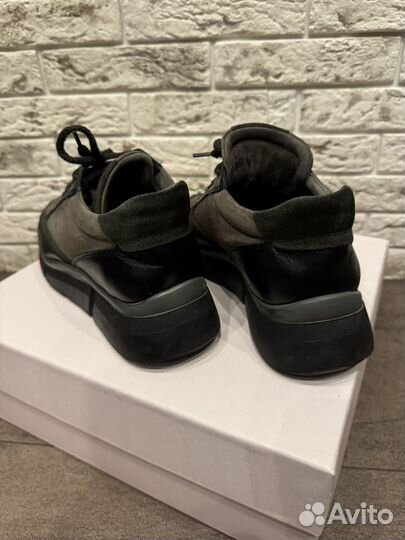 Кроссовки женские демисезонные